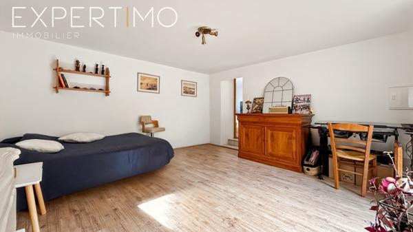 Étampes (91150) À VENDRE : Maison 210 m² (230 m² total), 5 chambres, + dépendance 40 m² à rénover