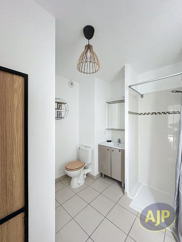 Location appartement Saint Jean D Illac : 866 € - AJP Immobilier Saint Andre de Cubzac