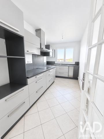 Appartement à vendre 4 pièces 98,8 m² Sens