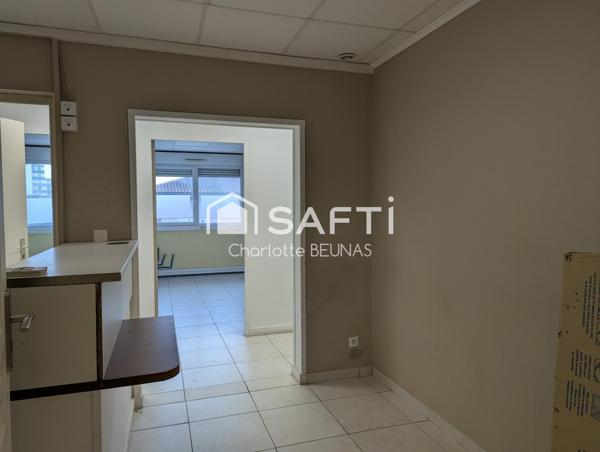 Cabinet médical idéal, 96m², proche métro Bellefontaine