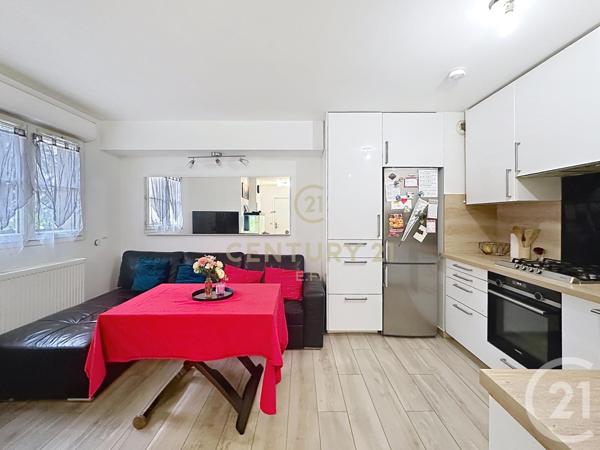 Appartement F3 à vendre  3 pièces - 45,40 m2 NOISY LE GRAND - 93