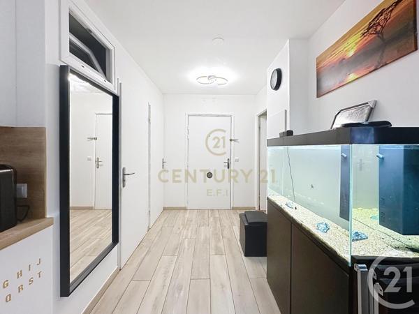 Appartement F3 à vendre  3 pièces - 45,40 m2 NOISY LE GRAND - 93