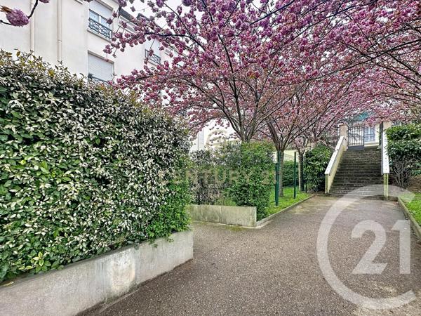 Appartement F3 à vendre  3 pièces - 45,40 m2 NOISY LE GRAND - 93
