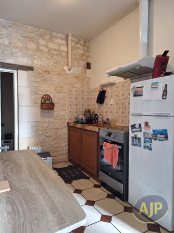 Location appartement Gemozac : 450 € - AJP Immobilier Pons