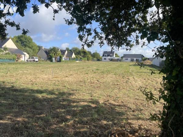 Terrain à bâtir viabilisé – Sarzeau / Penvins – À 400 m de la mer