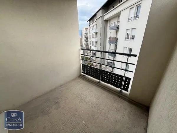 Appartement à louer 3 pièces 62.5m² Clermont-Ferrand (63000)