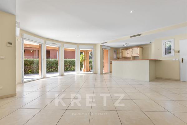 Appartement avec accès privatif à la mer