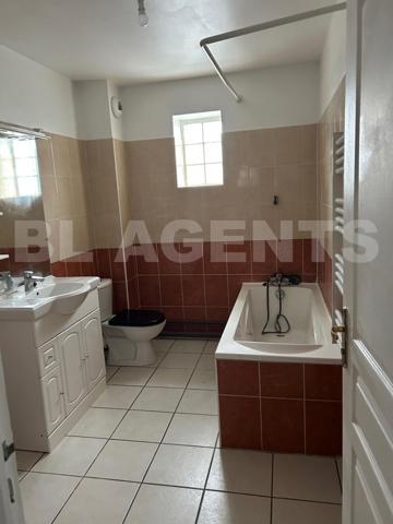 IMMEUBLE DE 6 LOT APPARTEMENTS SPECIAL INVESTISSEUR 