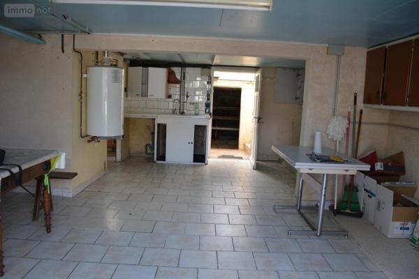 Maison à vendre à Château-Gontier-sur-Mayenne en Mayenne (53200), ref : 53039-398