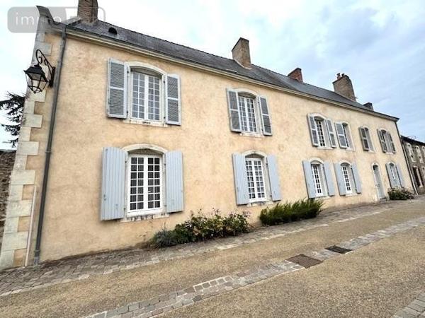 Maison à vendre à Brûlon dans la Sarthe (72350), ref : 72120-995