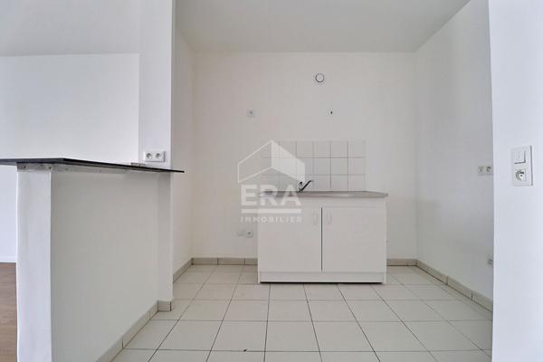 Appartement 4 pièces avec  Proximité RER D & Métro 14 