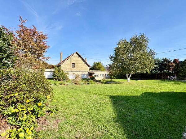 Maison 243m2 - Terrain divisible - Dépendance aménagée