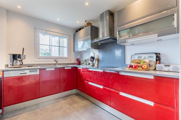 Maison 243m2 - Terrain divisible - Dépendance aménagée