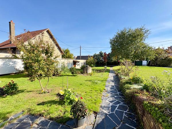 Maison 243m2 - Terrain divisible - Dépendance aménagée