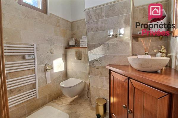 A 1h de Paris - A VENDRE ELEGANTE MAISON CONTEMPORAINE d'environ 195 m2, GARAGE, TERRAIN 1535 m2