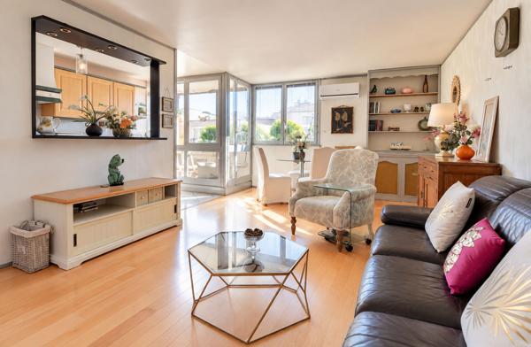 Appartement 2 pièces 55 m² avec balcon et 2 stationnements - Roissy-en-Brie