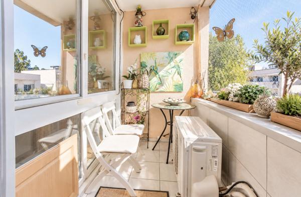 Appartement 2 pièces 55 m² avec balcon et 2 stationnements - Roissy-en-Brie
