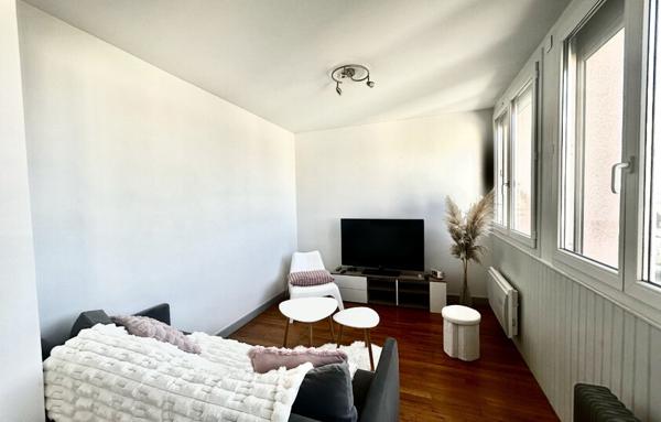Appartement lumineux avec balcon, garage et cave   Spécial investisseur ou primo-accédant
