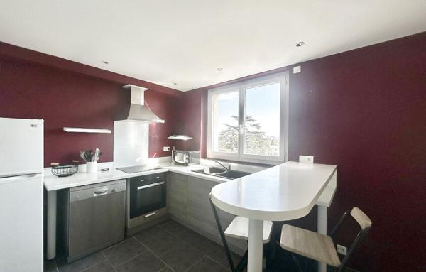 Appartement lumineux avec balcon, garage et cave   Spécial investisseur ou primo-accédant