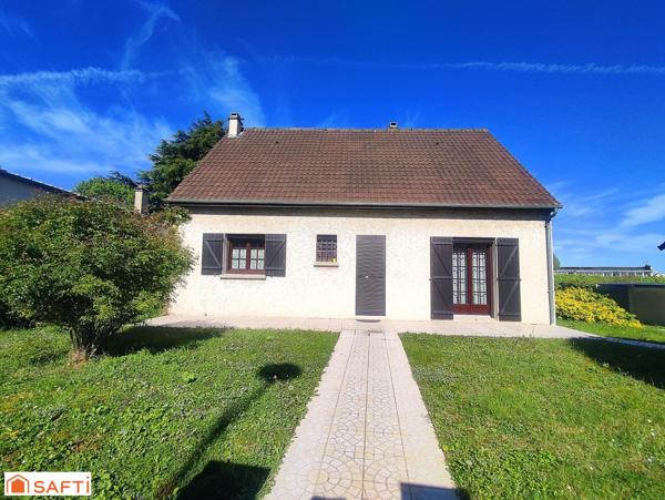 MAISON FAMILIALE, 3 chambres plus bureau