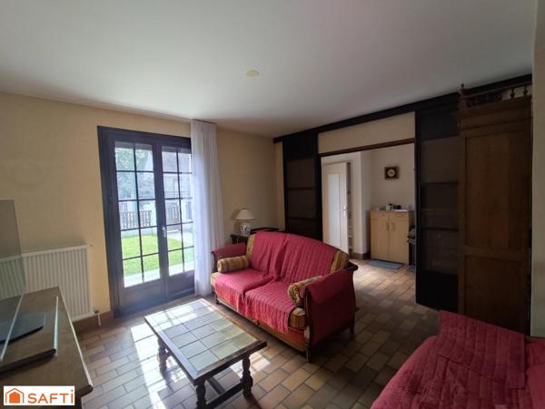 MAISON FAMILIALE, 3 chambres plus bureau