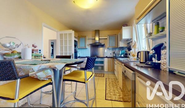 Maison à vendre 4 pièces 158 m² Pierrefeu-du-Var