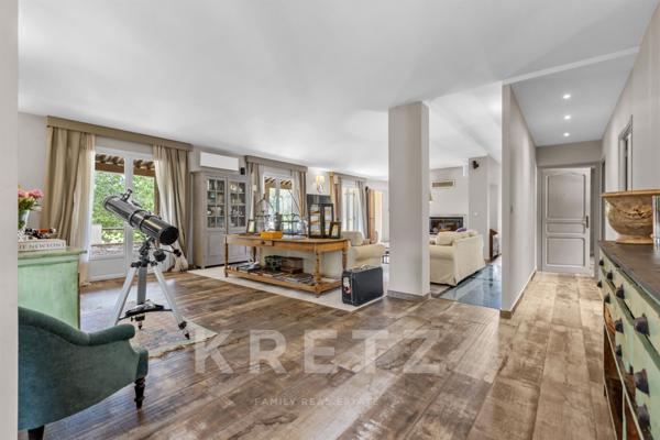 Exclusivité - Le Castellet – Propriété provençale rénovée avec piscine et appartement indépendant
