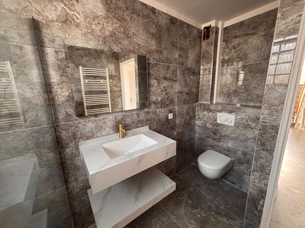 Maison Morangis 9 pièce(s) 186.67 m2