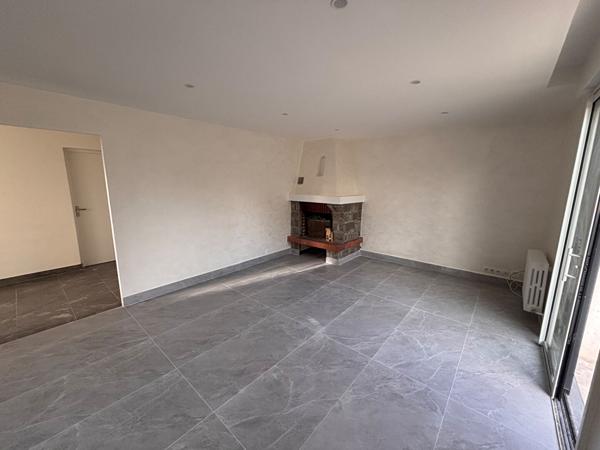 Maison Morangis 9 pièce(s) 186.67 m2