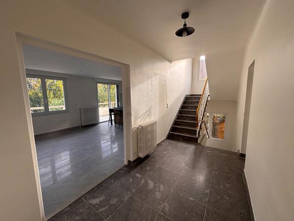 Maison Morangis 9 pièce(s) 186.67 m2