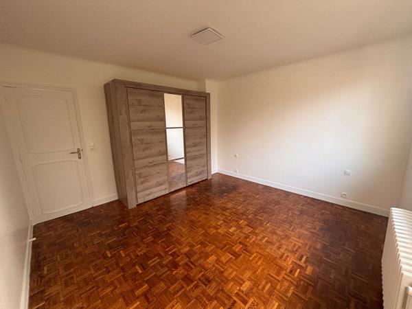 Maison Morangis 9 pièce(s) 186.67 m2