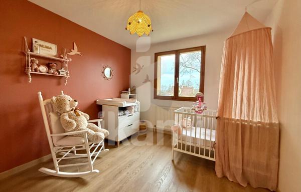 Maison de Plain-Pied, 5 pièces, 122 m2,  Terrain clos de 2 300 m2