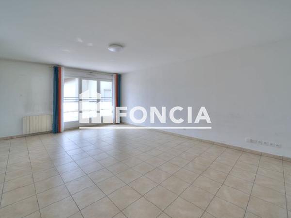 À vendre Appartement 3 pièces 74 m² - Ferney-voltaire 01210