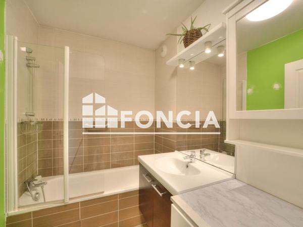 À vendre Appartement 3 pièces 74 m² - Ferney-voltaire 01210