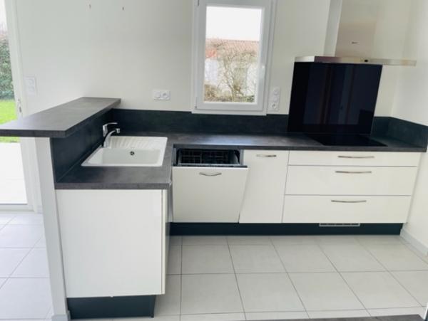 Location Maison 4 pièces Aiffres (79230) - aiffres