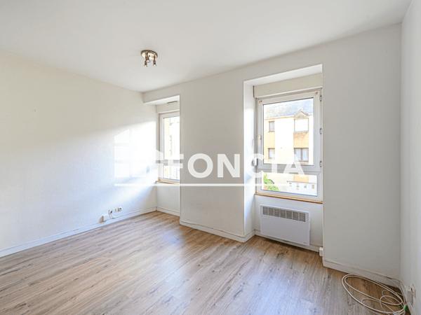 Location Appartement 2 pièces 30.08 m² - 115 RUE ROBESPIERRE Brest 29200