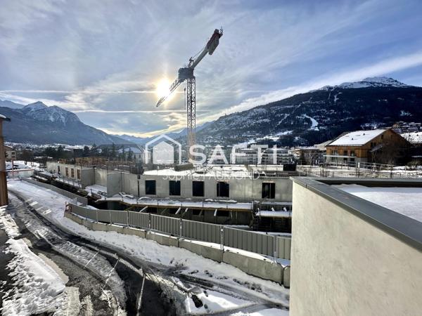Vendu meublé - équipé, standing, terrasse, parking
