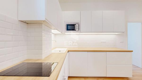 NICE - FLEURS : EN DERNIER ÉTAGE, JOLI 3/4 PIÈCES TRAVERSANT AVEC BALCON AU CALME