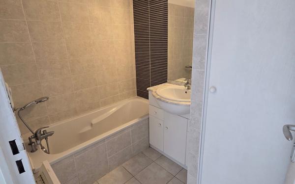 Appartement à vendre    2 pièces • 40 m2 Agde