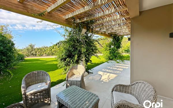 Maison à vendre    6 pièces •  La Croix-Valmer