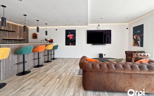 Maison à vendre    6 pièces •  La Croix-Valmer