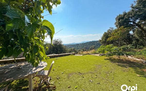 Maison à vendre    6 pièces •  La Croix-Valmer