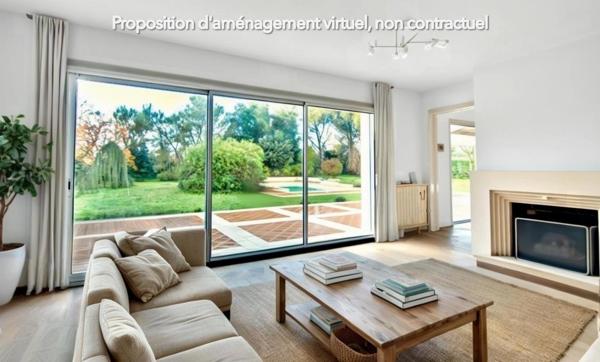 Magnifique propriété de 7 pièces alliant espace, élégance et cadre verdoyant à seulement 10' de LA ROCHELLE