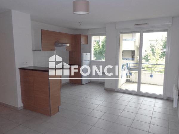 Location Appartement 3 pièces 53.09 m² - 6/8 ALLEE ARMONVILLE Poitiers 86000