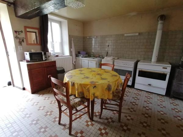 Maison de village St Sulpice les Feuilles