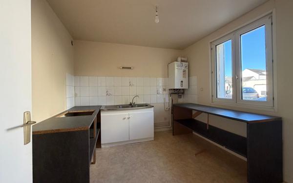 Maison à vendre    3 pièces • 82 m2 Lucé