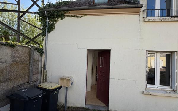 Maison à vendre    3 pièces • 82 m2 Lucé
