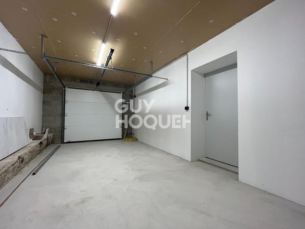 A LOUER - Maison de type 6 à louer à ALLEX (26400 )