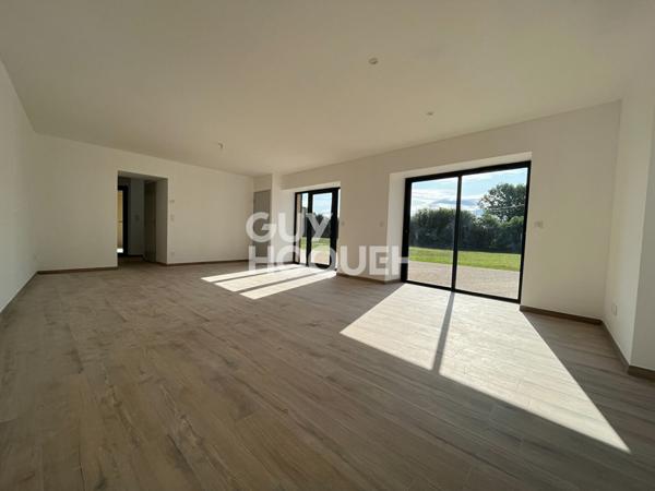 A LOUER - Maison de type 6 à louer à ALLEX (26400 )