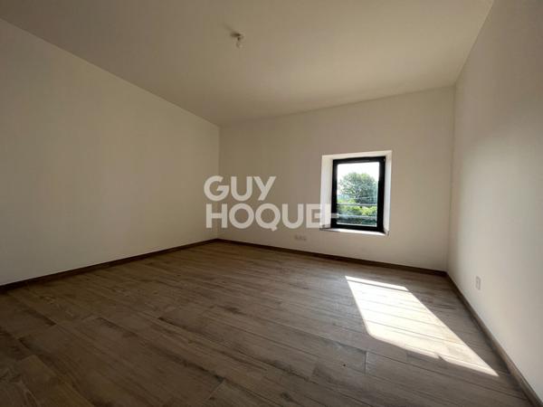 A LOUER - Maison de type 6 à louer à ALLEX (26400 )